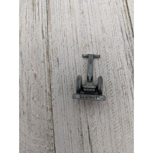 Monopoly Electronic Banking 2007 Replacement Set of 5 Replacement Tokens Pieces - Picture 6 of 9